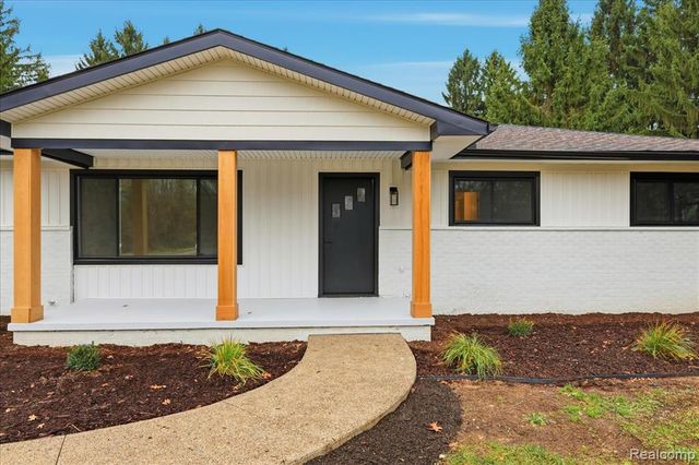 3643 Noble Road, Oxford, MI 48370