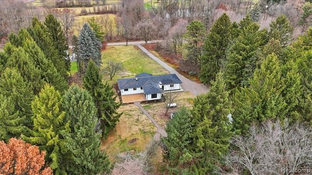 3643 Noble Road, Oxford, MI 48370