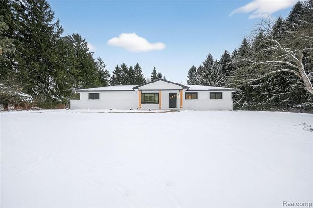 3643 Noble Road, Oxford, MI 48370