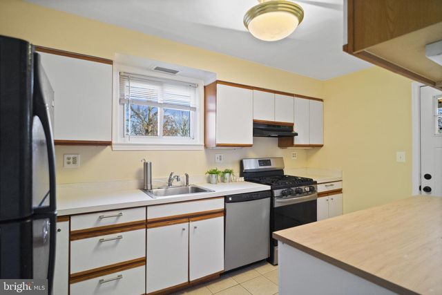 5709 WOODCREST AVE, Baltimore, MD 21215