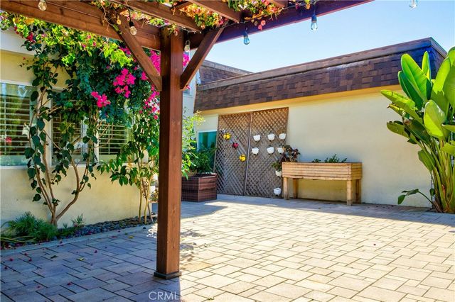 34 Rockrose Way, Irvine, CA 92612