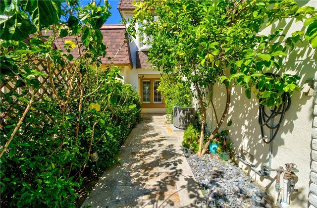 34 Rockrose Way, Irvine, CA 92612