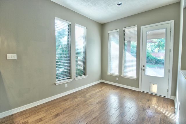 10 Spotted Lily Way, Magnolia, TX 77354