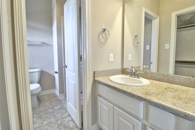 10 Spotted Lily Way, Magnolia, TX 77354