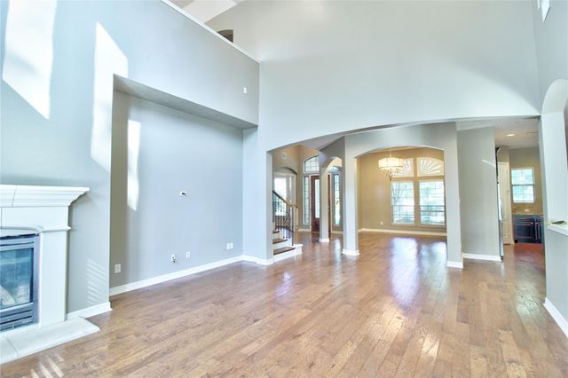 10 Spotted Lily Way, Magnolia, TX 77354