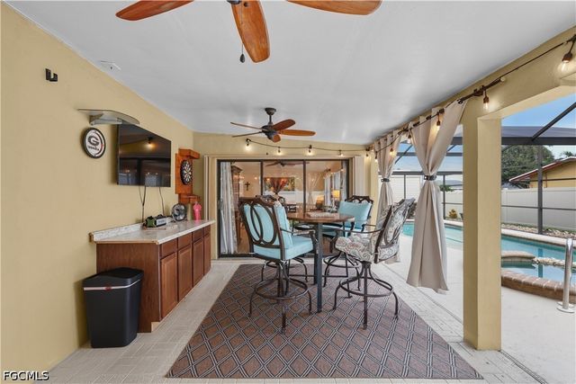 4029 Country Club BLVD, Cape Coral, FL 33904