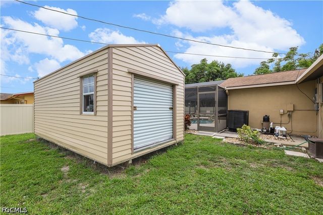 4029 Country Club BLVD, Cape Coral, FL 33904