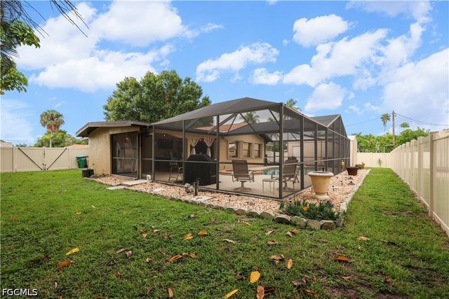 4029 Country Club BLVD, Cape Coral, FL 33904