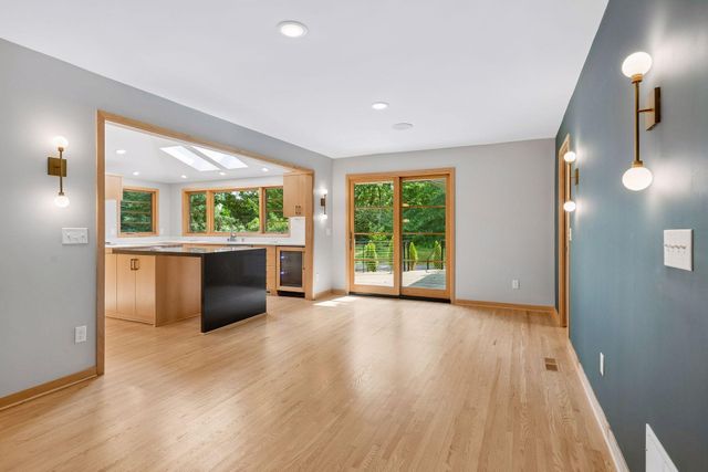 6216 Maloney Avenue, Edina, MN 55343