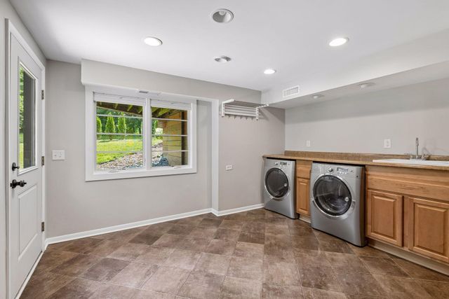 6216 Maloney Avenue, Edina, MN 55343