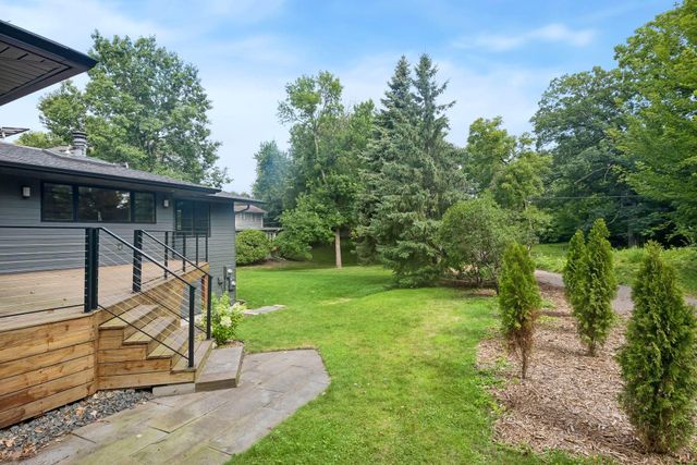 6216 Maloney Avenue, Edina, MN 55343