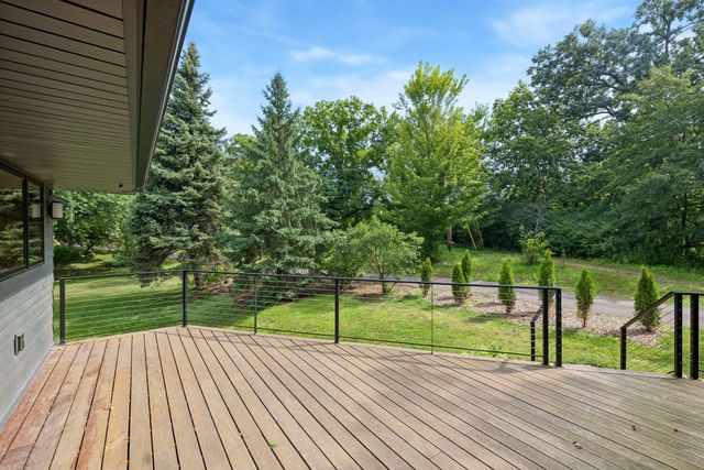 6216 Maloney Avenue, Edina, MN 55343
