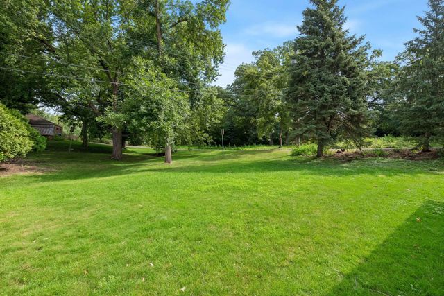 6216 Maloney Avenue, Edina, MN 55343