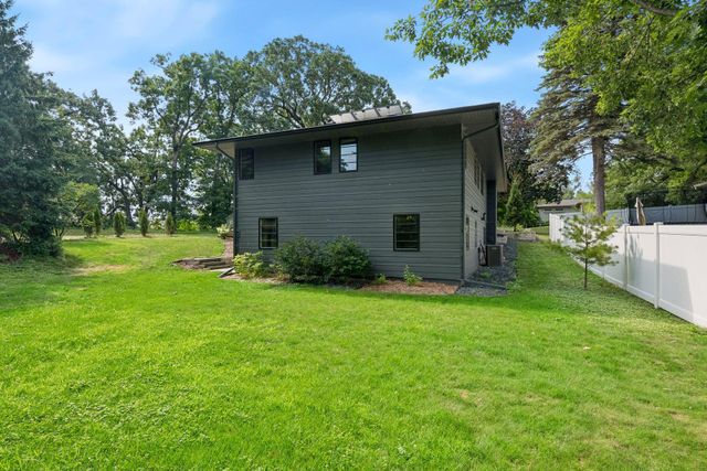 6216 Maloney Avenue, Edina, MN 55343