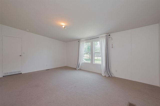 439 Road 5107, Cleveland, TX 77327