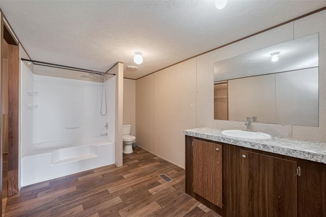 439 Road 5107, Cleveland, TX 77327