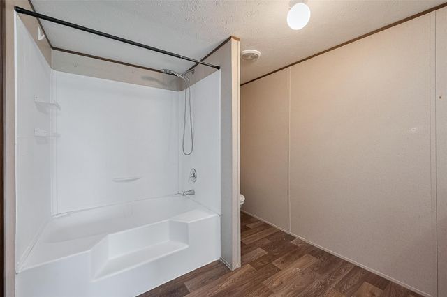 439 Road 5107, Cleveland, TX 77327