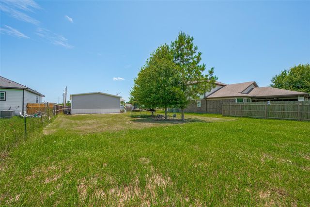 439 Road 5107, Cleveland, TX 77327