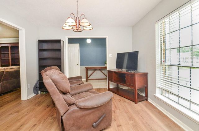 17603 Wild Oak Drive, Houston, TX 77090