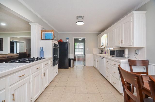 17603 Wild Oak Drive, Houston, TX 77090