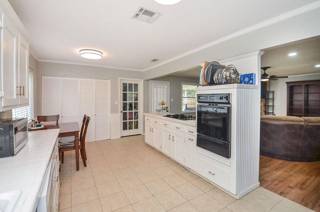 17603 Wild Oak Drive, Houston, TX 77090