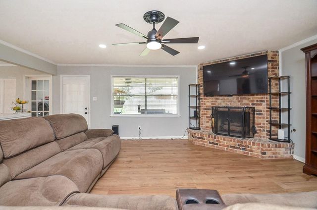 17603 Wild Oak Drive, Houston, TX 77090