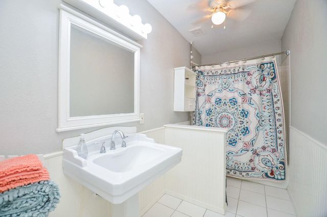 17603 Wild Oak Drive, Houston, TX 77090