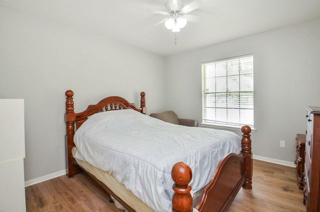 17603 Wild Oak Drive, Houston, TX 77090