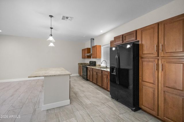 7631 N 59TH Lane, Glendale, AZ 85301