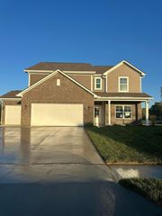 1125 Andrick Drive, Washington Court House, OH 43160