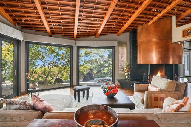 12728 La Cresta Drive, Los Altos Hills, CA 94022