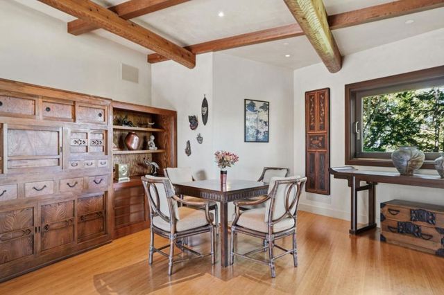 12728 La Cresta Drive, Los Altos Hills, CA 94022