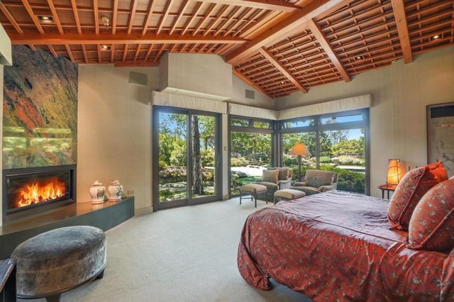 12728 La Cresta Drive, Los Altos Hills, CA 94022