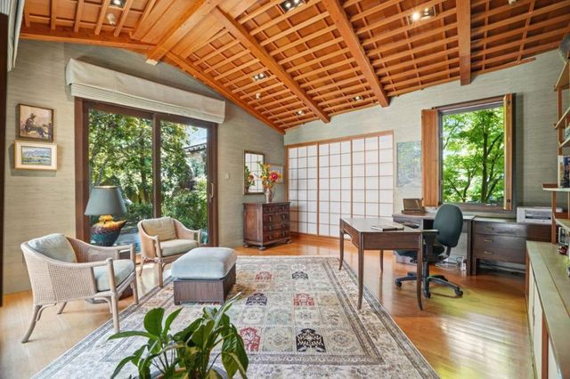 12728 La Cresta Drive, Los Altos Hills, CA 94022