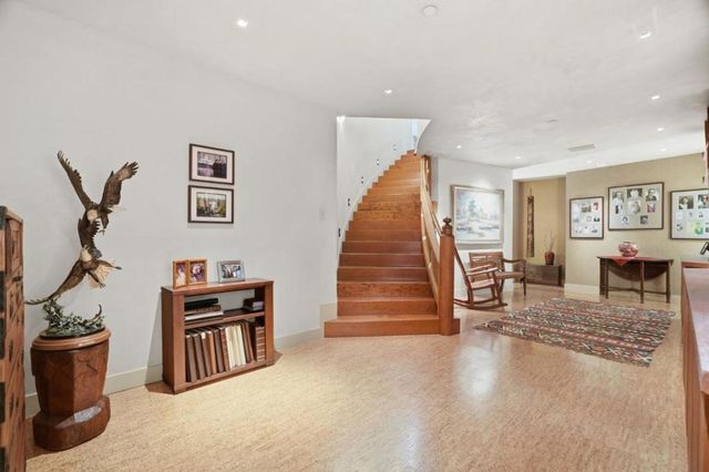 12728 La Cresta Drive, Los Altos Hills, CA 94022