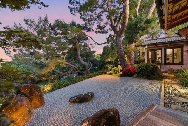 12728 La Cresta Drive, Los Altos Hills, CA 94022