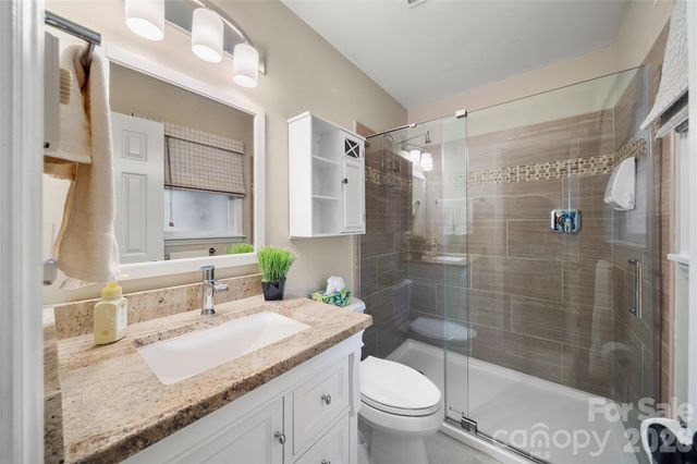 13 Foxhorn Court, Hendersonville, NC 28791