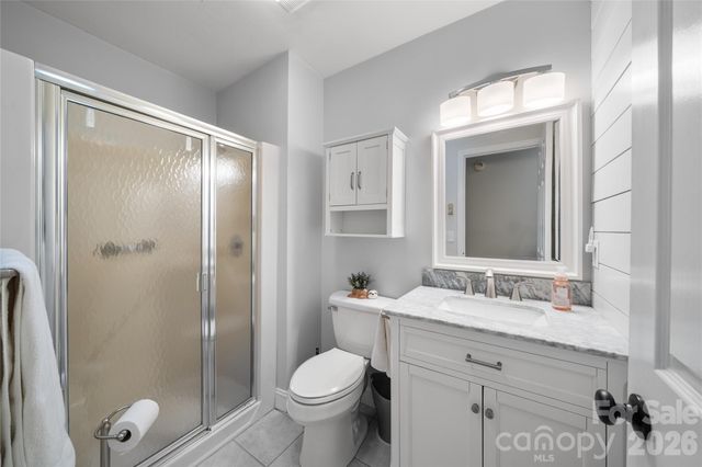 13 Foxhorn Court, Hendersonville, NC 28791