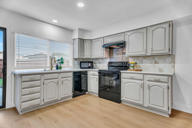 2211 Red Bluff Drive, Carrollton, TX 75007