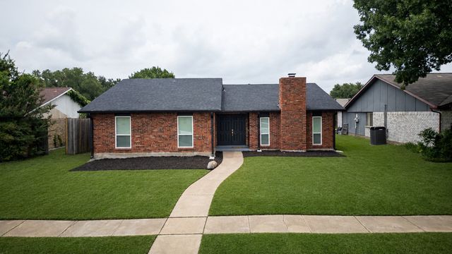 2211 Red Bluff Drive, Carrollton, TX 75007