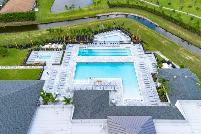 5710 Princess Palm Court A, Delray Beach, FL 33484