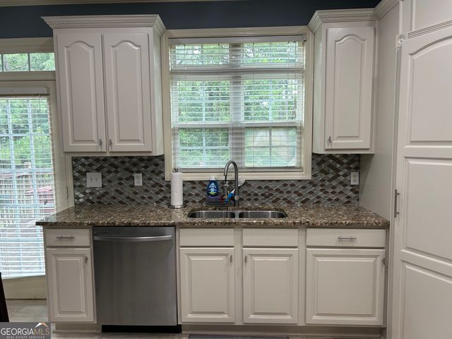 3351 Branch Valley Trail, Conyers, GA 30094