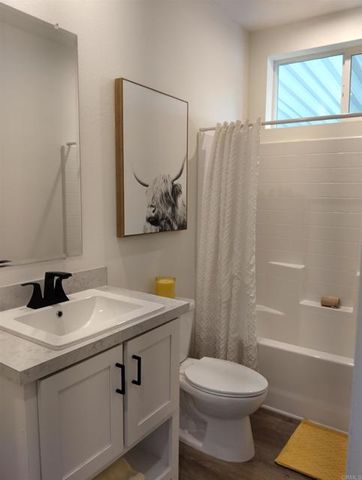 718 Sycamore Avenue 170, Vista, CA 92081