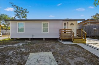 1509 El Paso St, Corpus Christi, TX 78417
