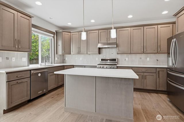 1626 151st Street SW, Lynnwood, WA 98087