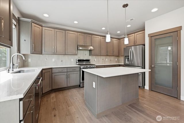1626 151st Street SW, Lynnwood, WA 98087