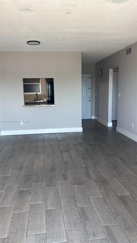 13725 NE 6th Ave 407, North Miami, FL 33161