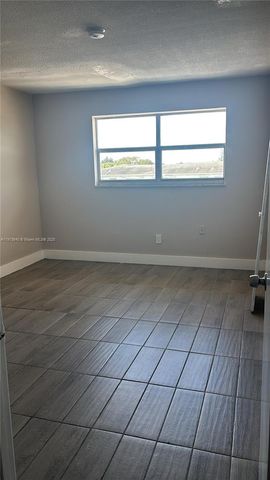 13725 NE 6th Ave 407, North Miami, FL 33161