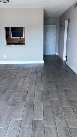 13725 NE 6th Ave 407, North Miami, FL 33161