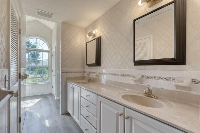 14 FOXFORDS CHASE, Ormond Beach, FL 32174